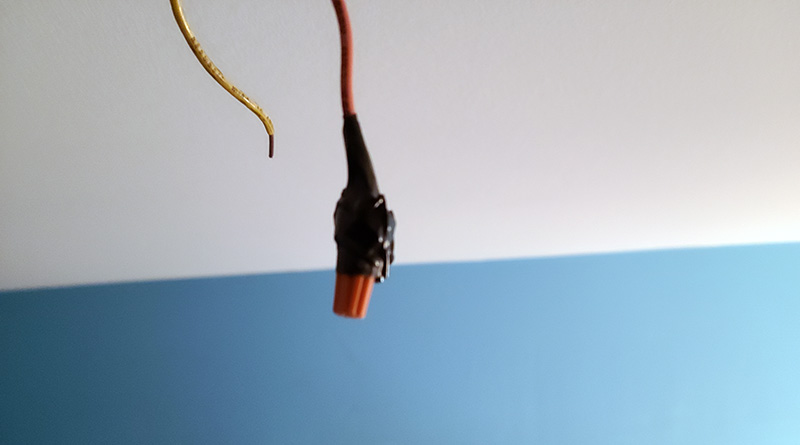 Capped Orange Wire