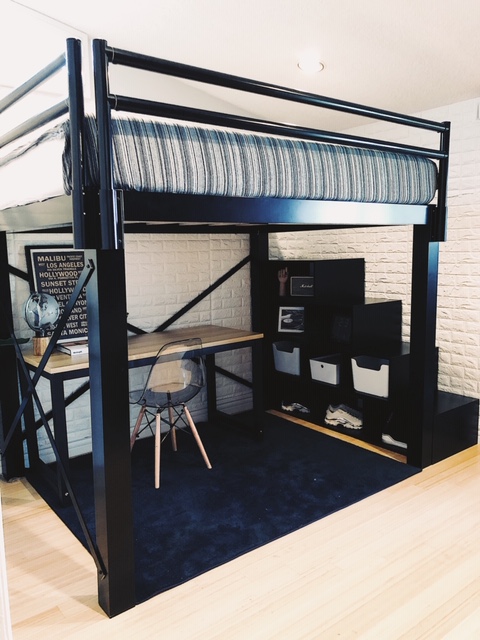 space saving loft beds for small rooms