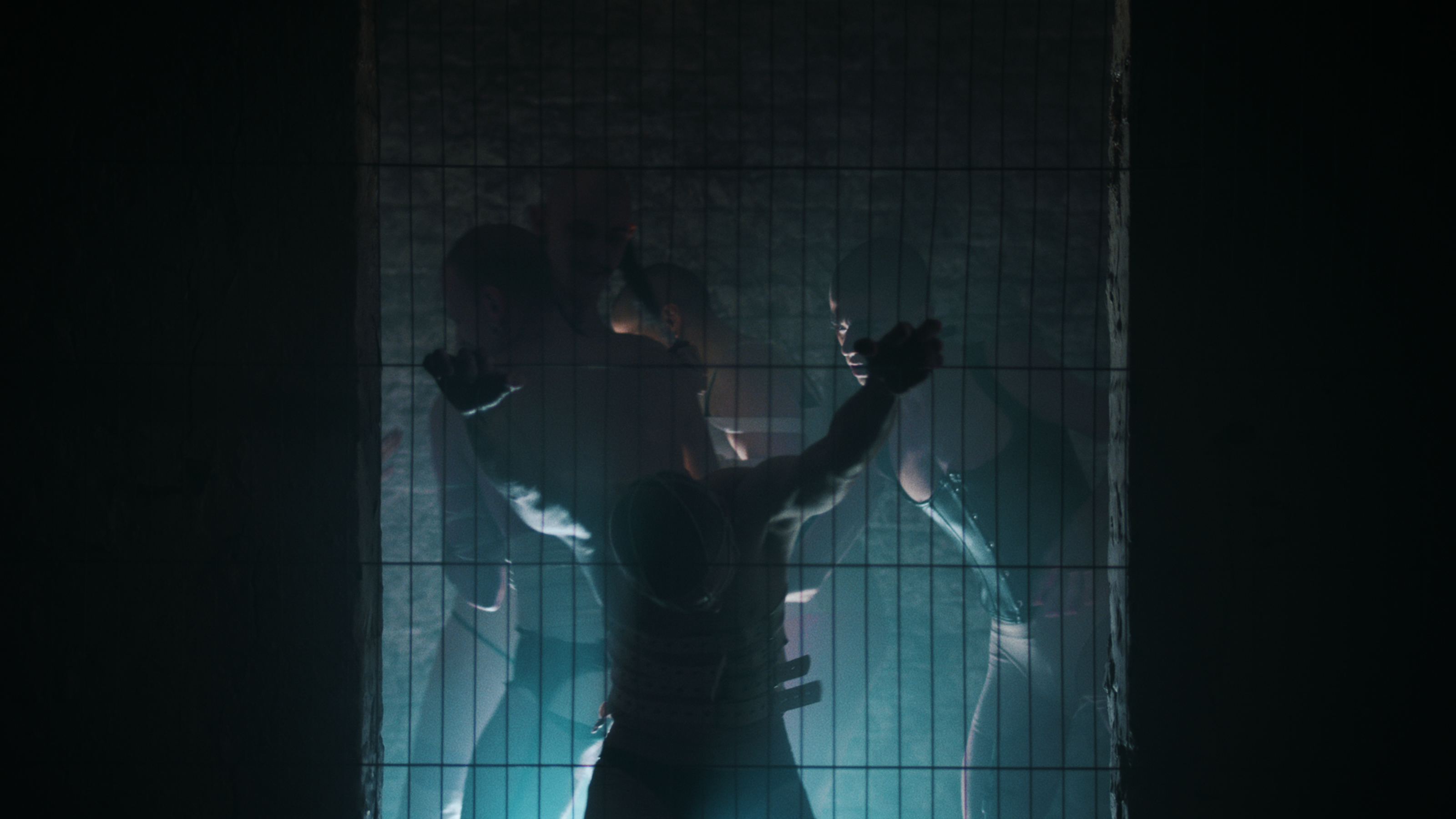 Naked 20190911.00 00 08 12.Still002