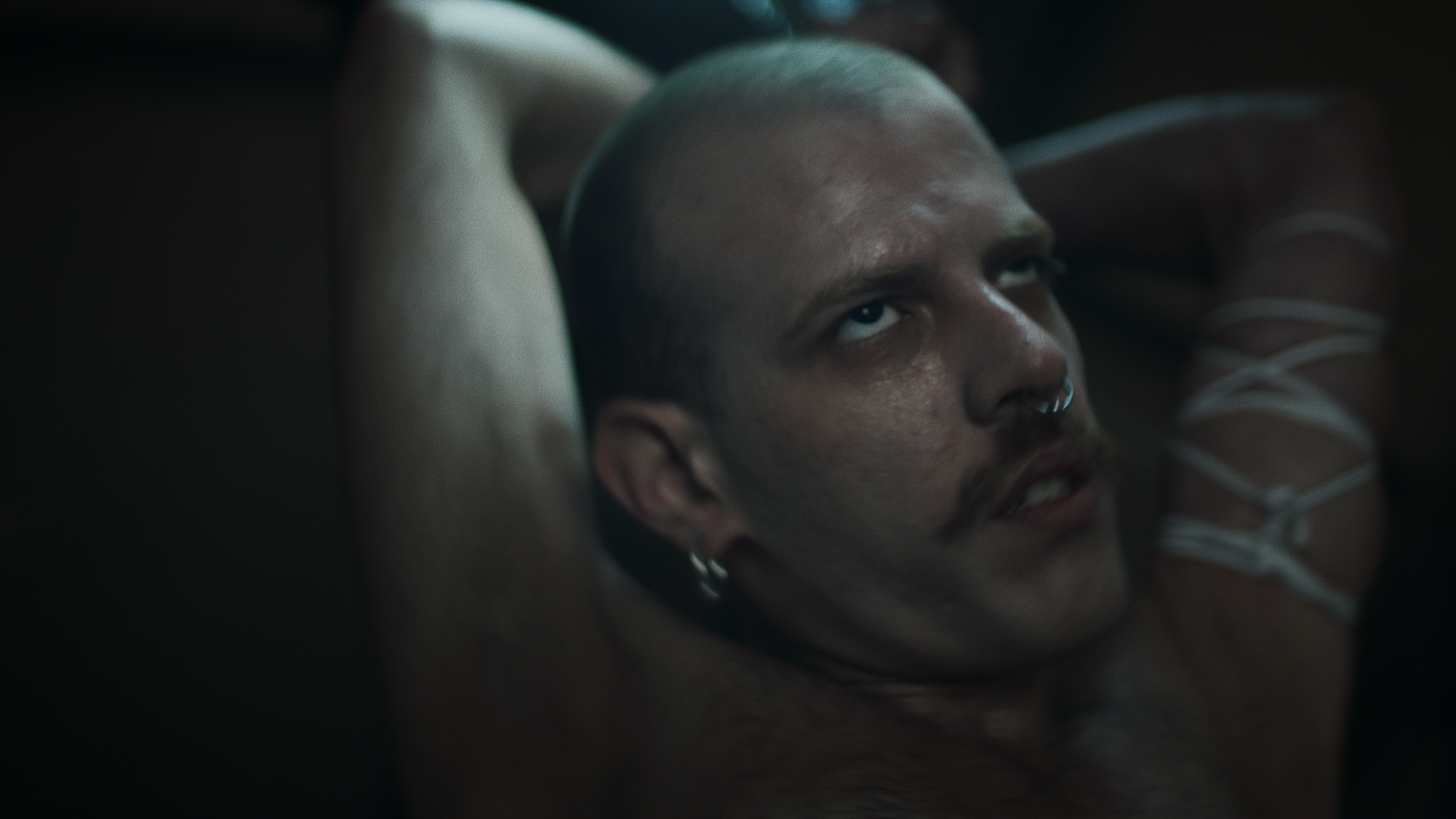 Naked 20190911.00 00 16 15.Still006