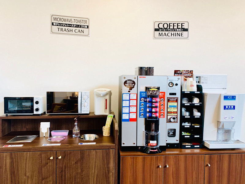 1Fラウンジ 設備 | Workations(ワーケーションズ)