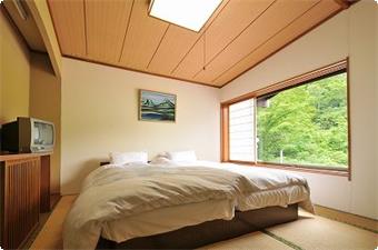 燕ハイランドロッジー洋室 | Workations(ワーケーションズ)
