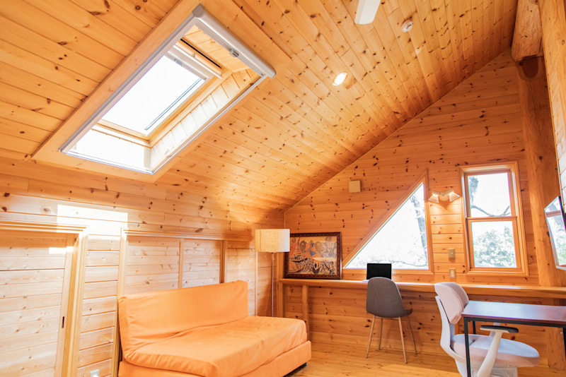 067 伊豆ハウス 二階部屋 | Workations(ワーケーションズ)