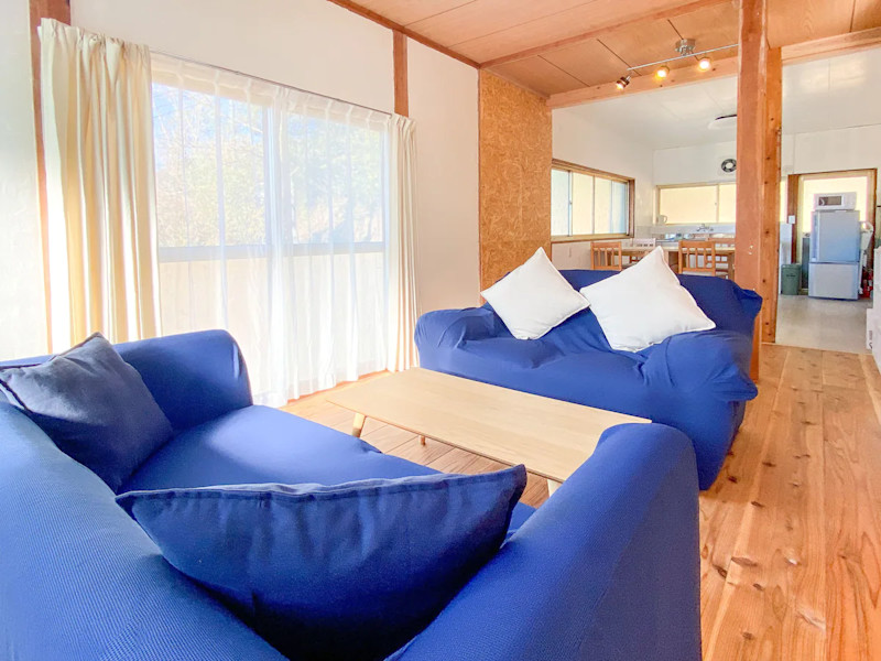 リビング|コムレッジ日向インディゴ | Workations(ワーケーションズ)