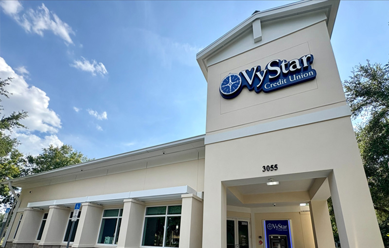 Exterior photo of Oviedo branch location