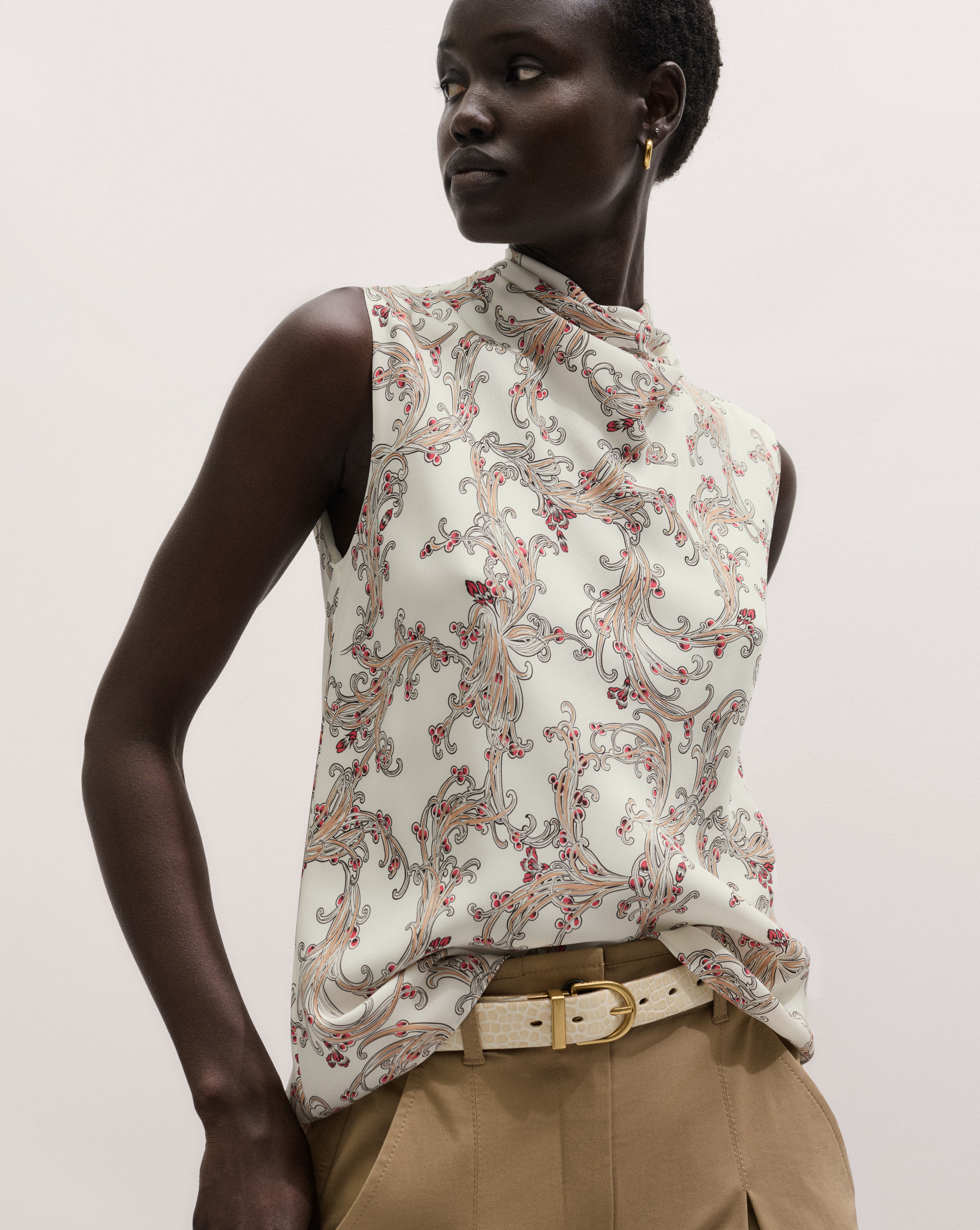Women's White Cheesecloth Embroidered Swing Top | ME+EM