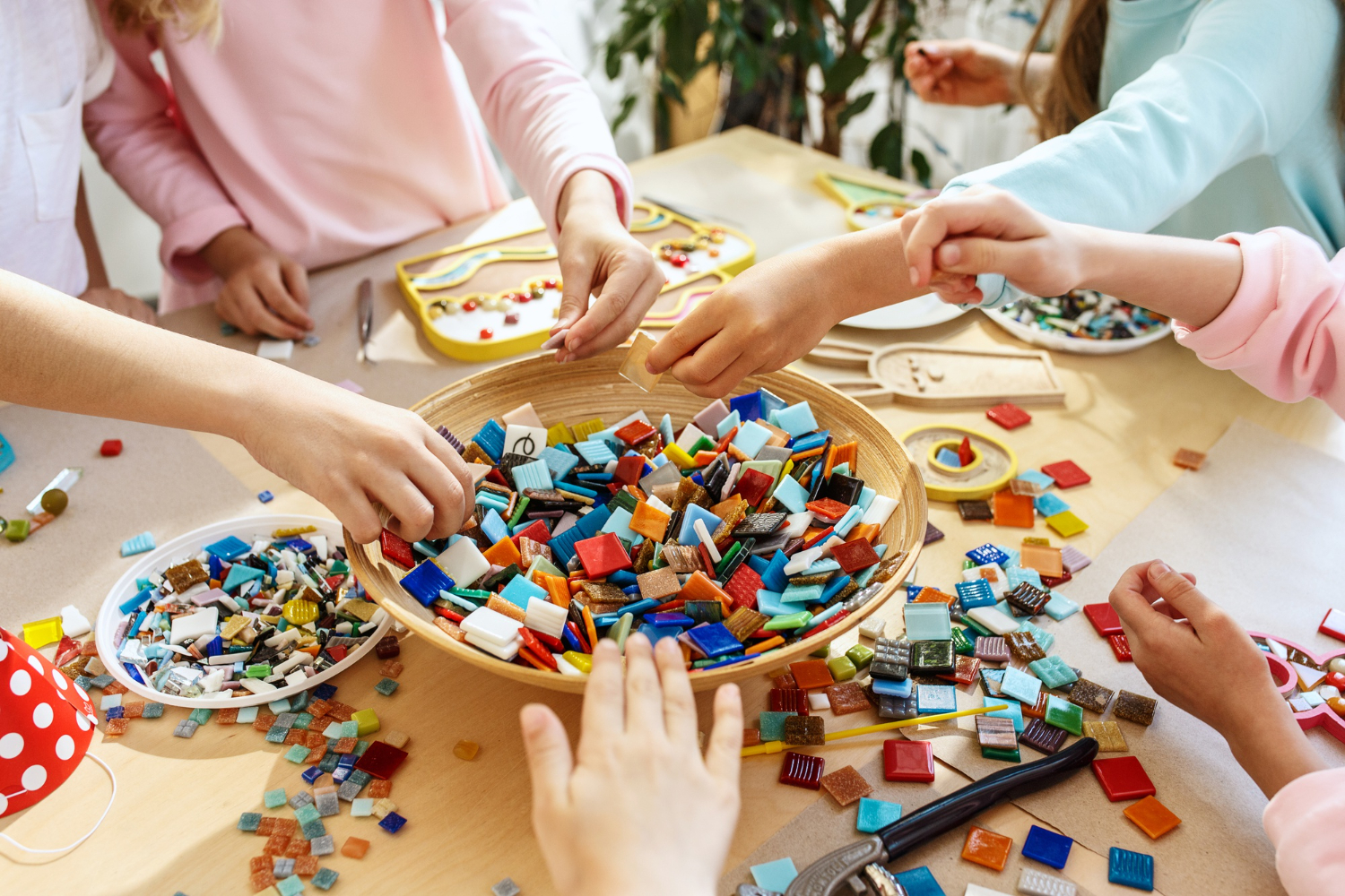 What does 7 Easy & Fun DIY Art And Craft Ideas For Kids mean? Meaning & Definition - DIY Blog