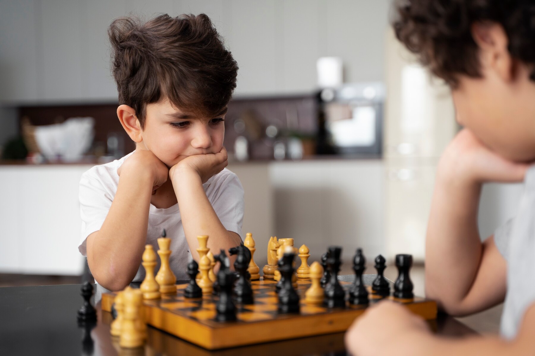 What does 10 Reasons Why Chess For Kids Is A Good Idea mean? Meaning & Definition - DIY Blog