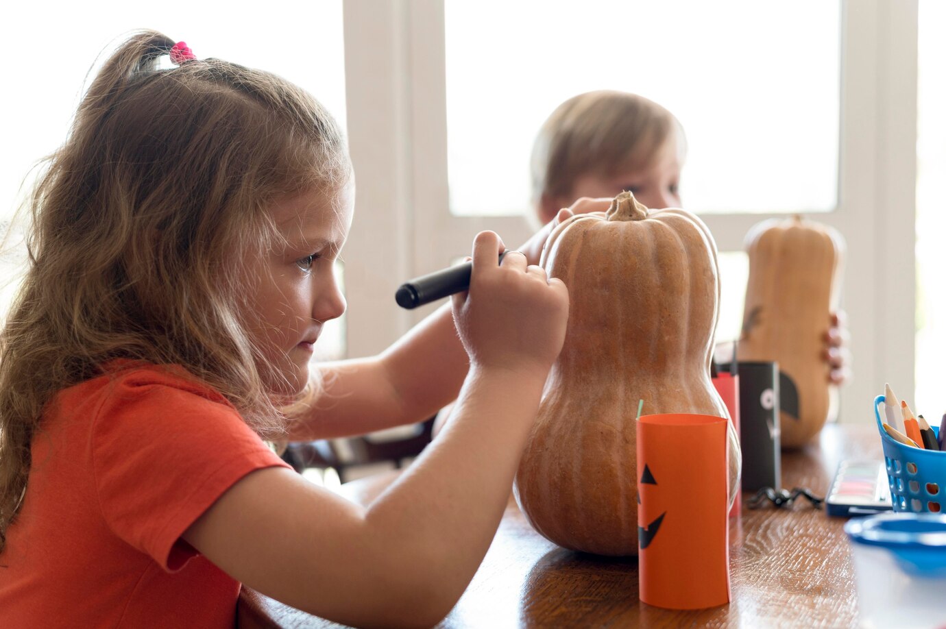 What does 8 Cool DIY Projects For Kids To Try This Fall! mean? Meaning & Definition - DIY Blog
