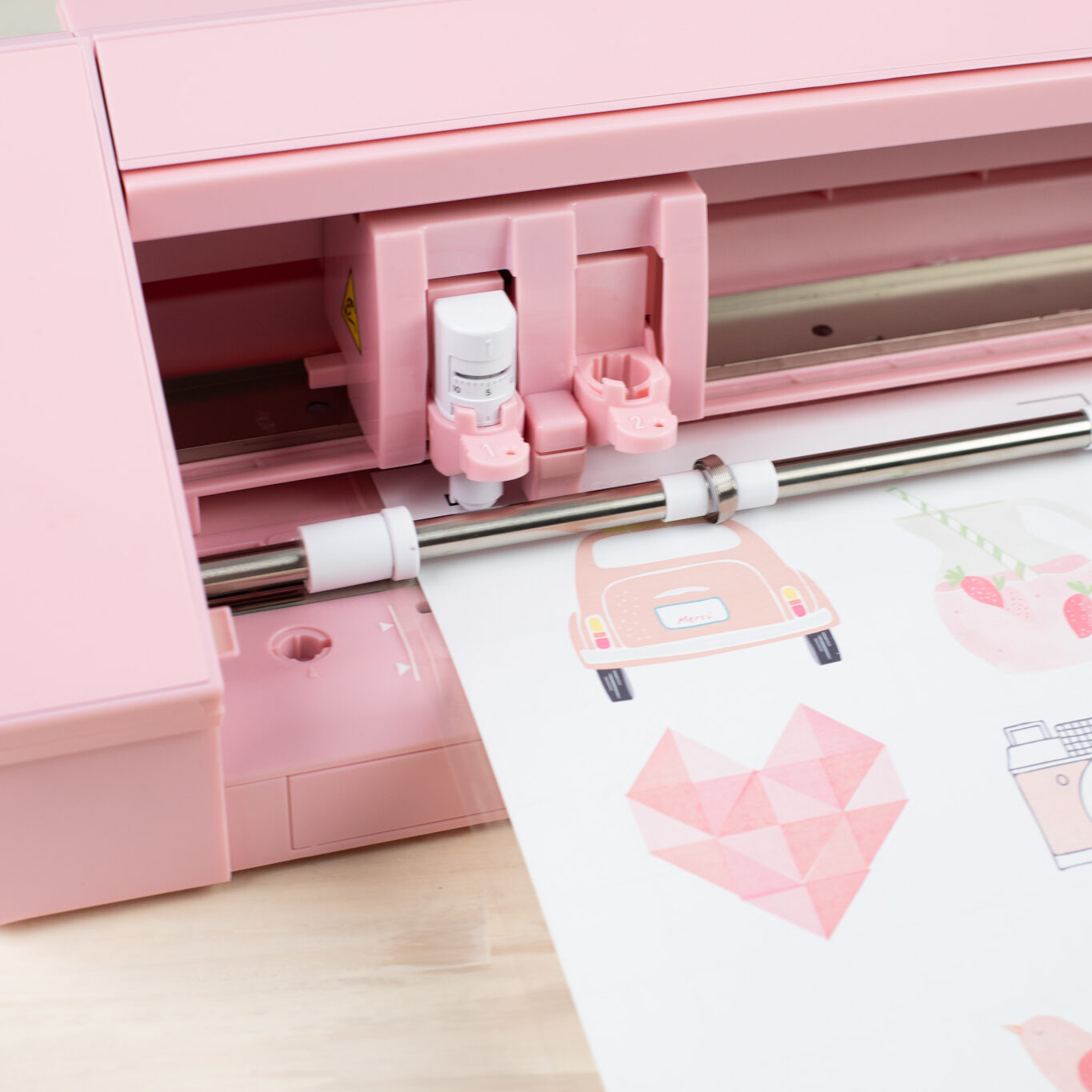 How to take care of the cutting plotter? | Wycinarnia.pl plotter store image.
