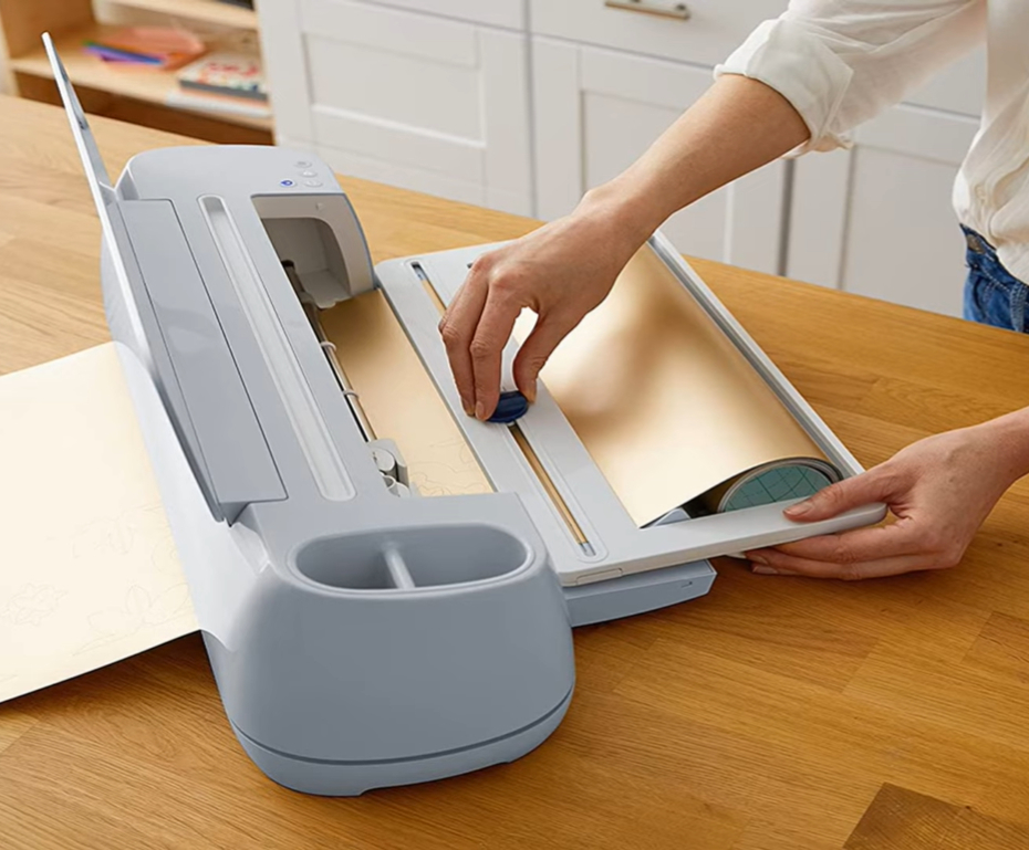 How does the cutting plotter work? Wycinarnia.pl plotter store