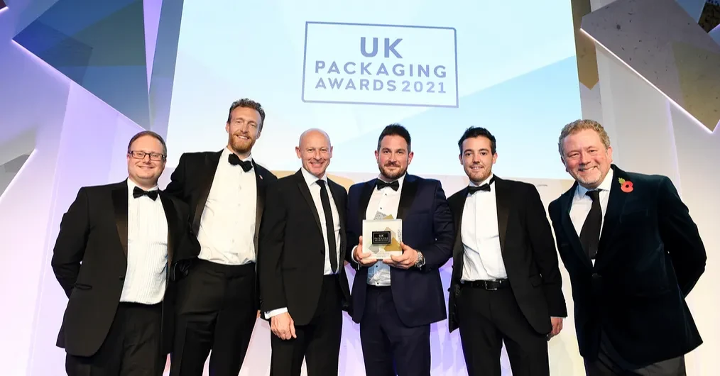 Domino's dolly blijkt een supply chain winnaar voor Schoeller Allibert bij UK Packaging Awards
