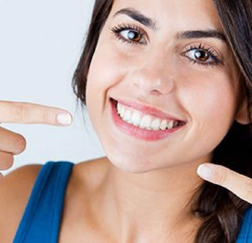 1 Teeth Whitening for Sensitive Teeth@2x