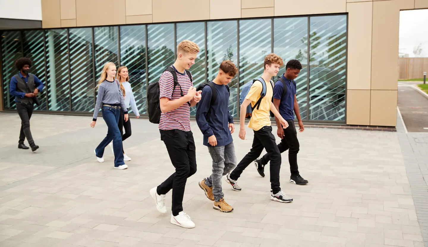 Summer jobs for teens: students walking together