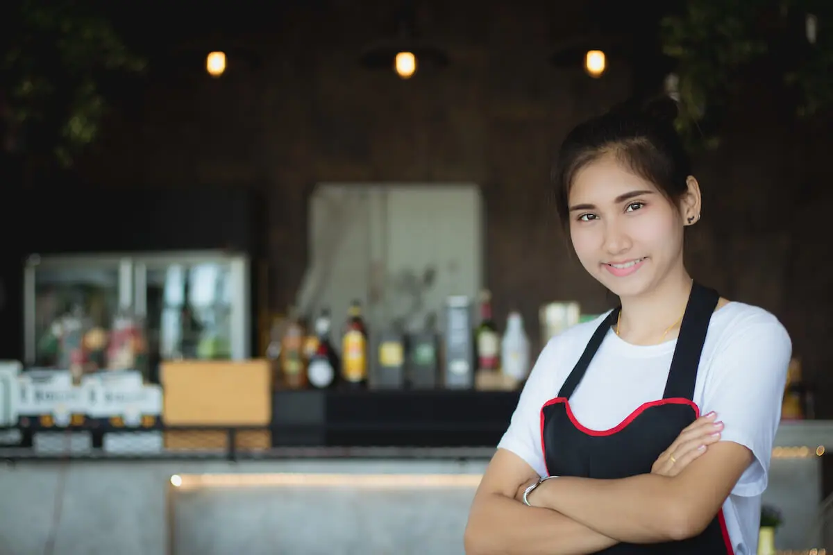 Teenager working at a restaurant