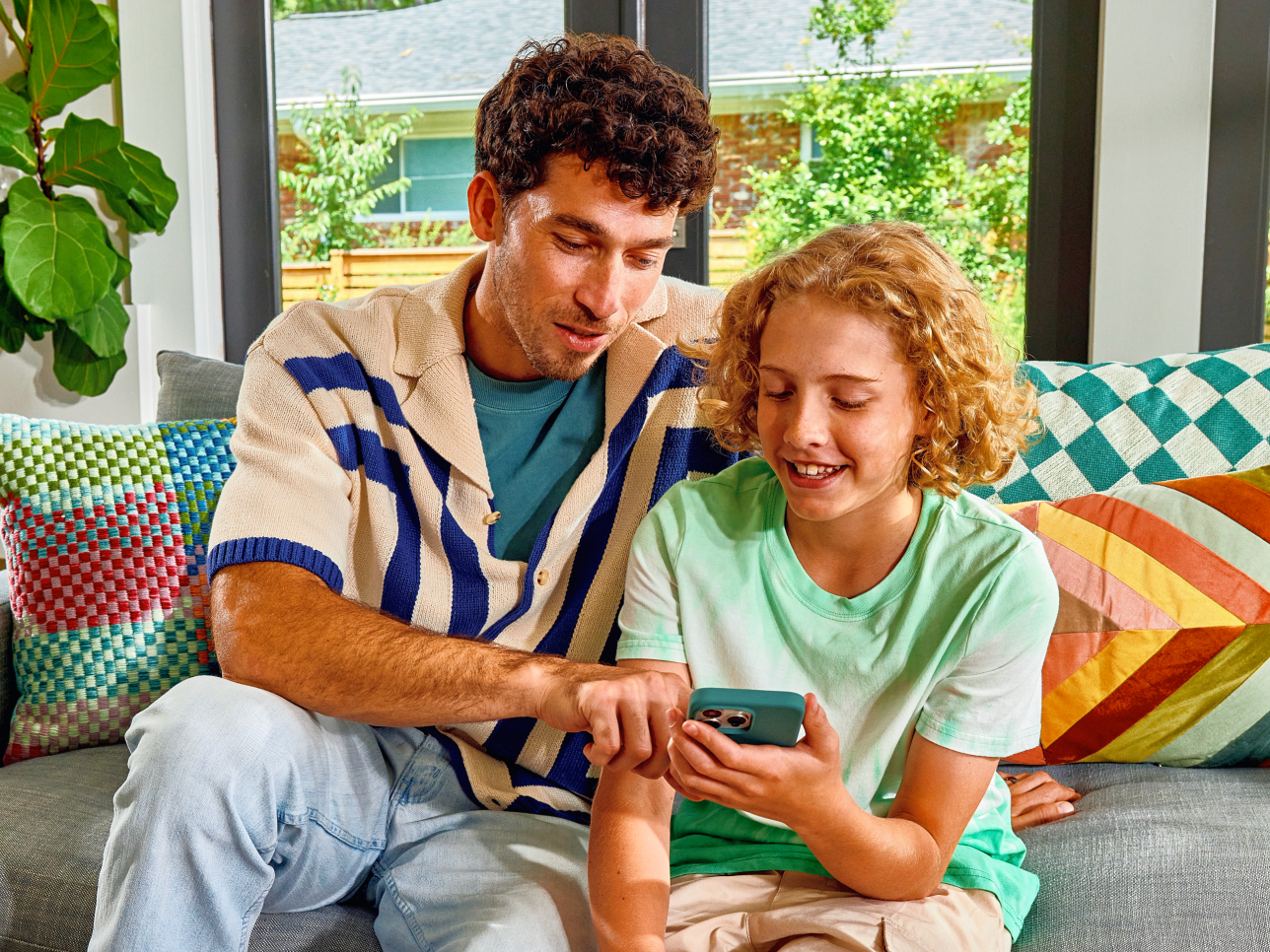 subscription page 50-50 4x3 father son hero