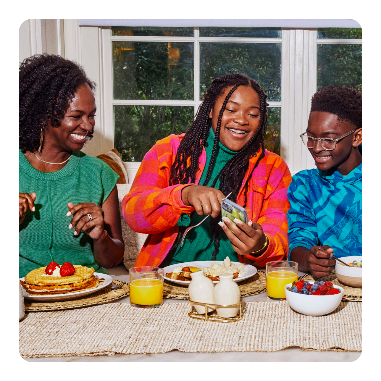 b2b gl4cu 50-50 hero 1x1 family