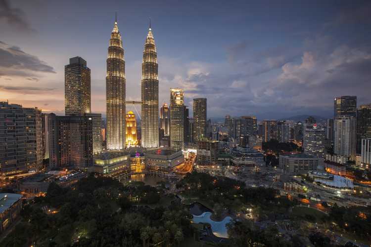 INCREDIBLE City Transformations Kuala Lumpur Petronas Towers