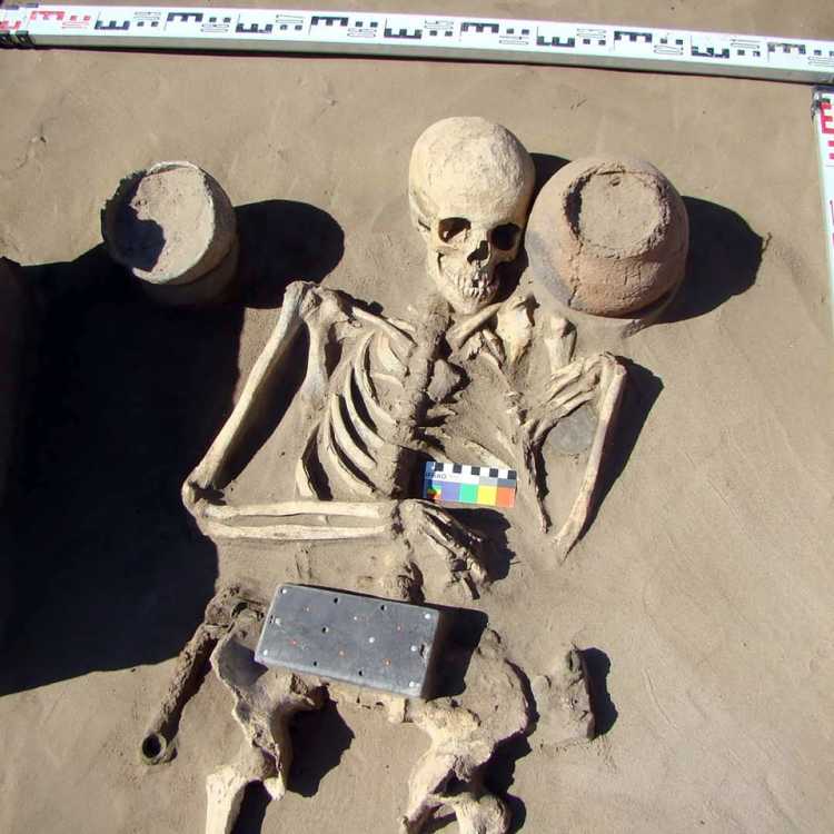 2100-year-old iPhone Natasha Tomb remains
