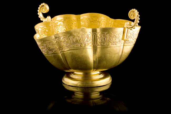 Incredible Metal Detector Finds Spanish chalice
