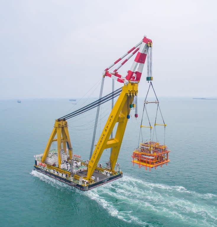 Asian Hercules vessel ship III offshore heavy-lift sheerleg crane