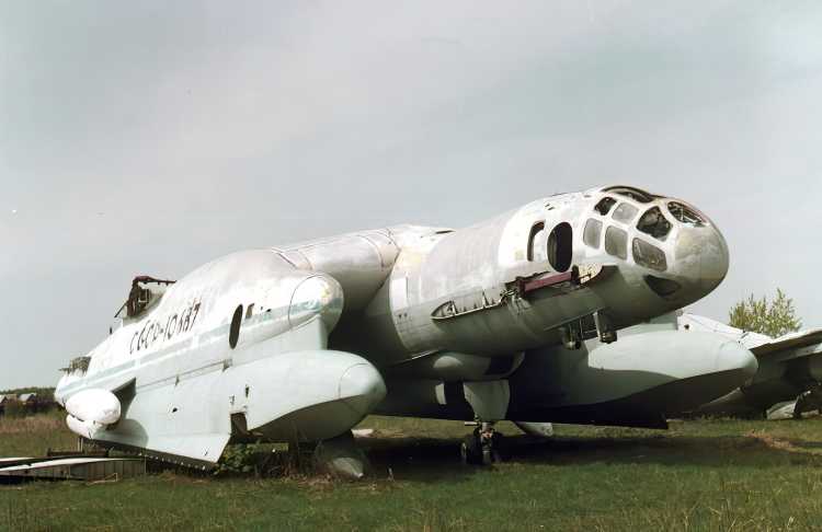 The Bartini Beriev VVA-14