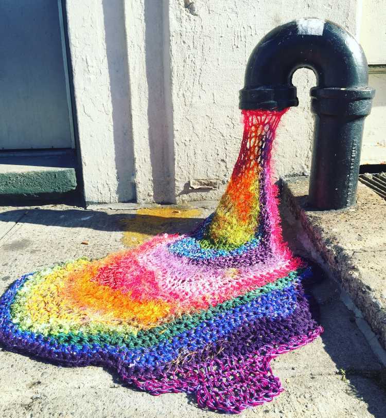 Flowing Rainbow crochet Graffiti Art Street art