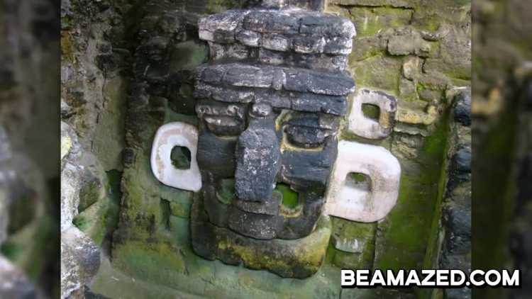 Tikal temple mask