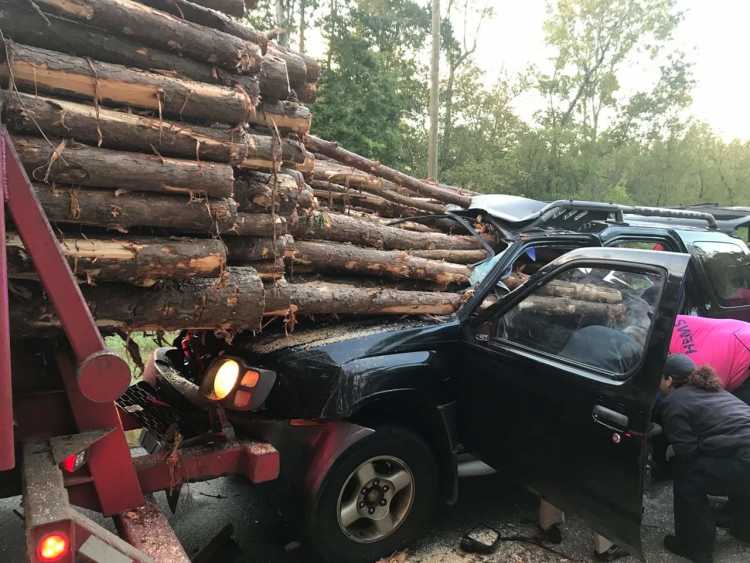 Lucky Escape truck logs accident