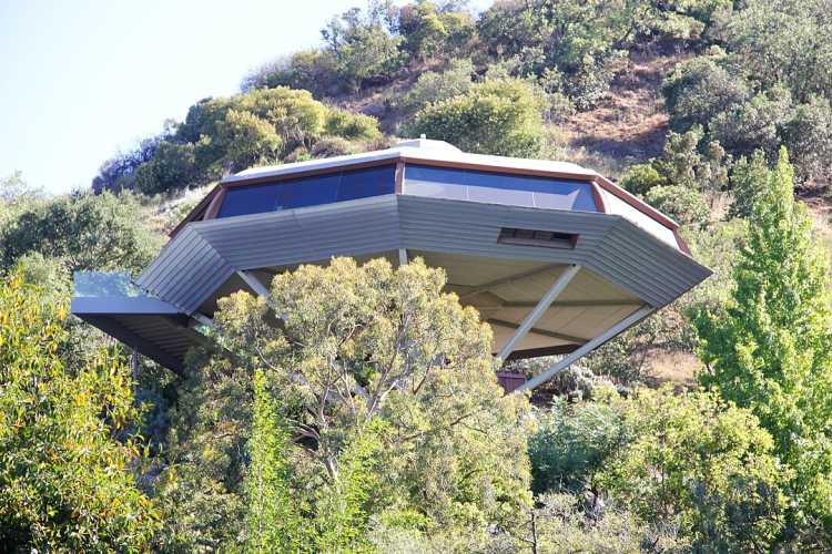 Chemosphere modernist house in Los Angeles, California