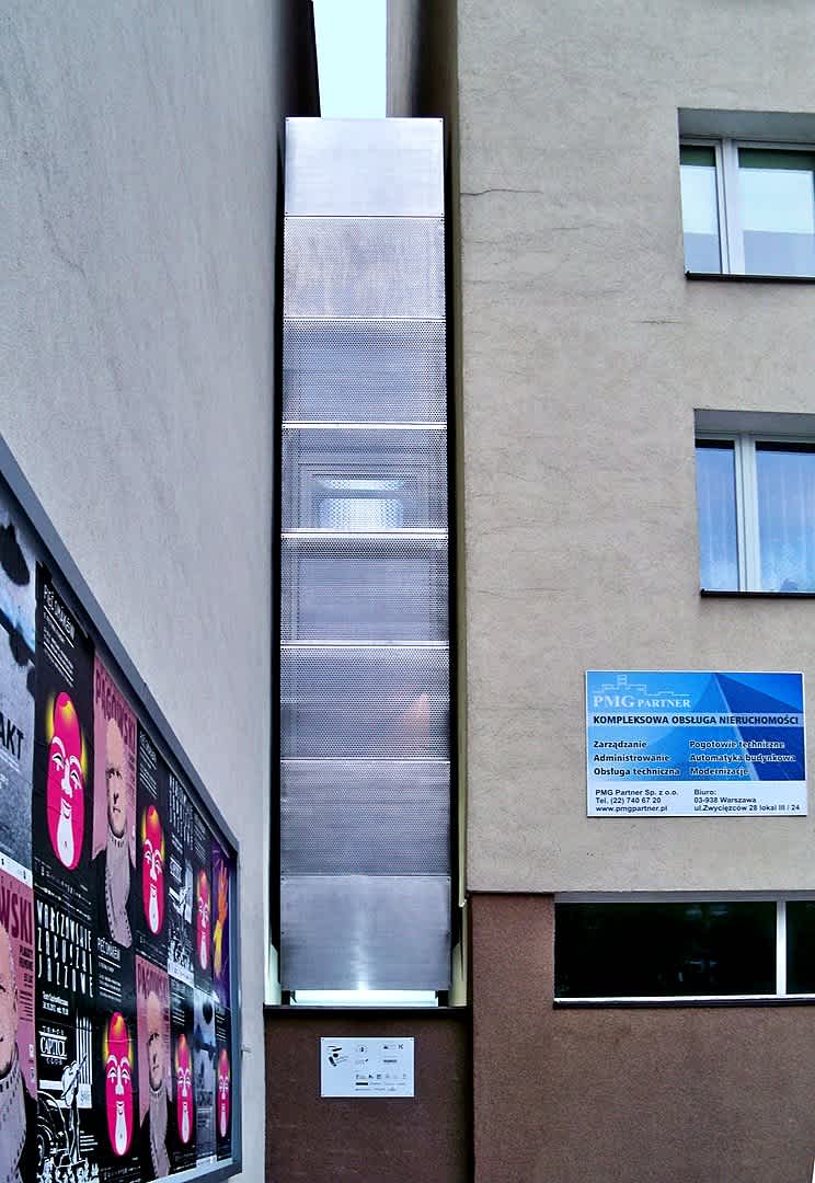 Keret House, Poland