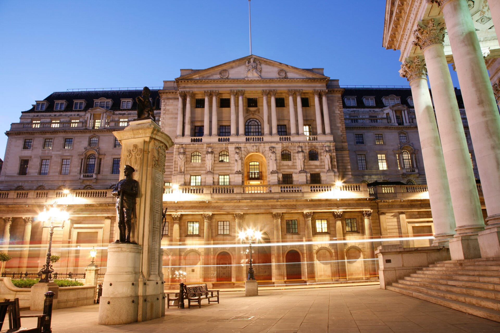 Interest rates held at 4.75% by Bank of England