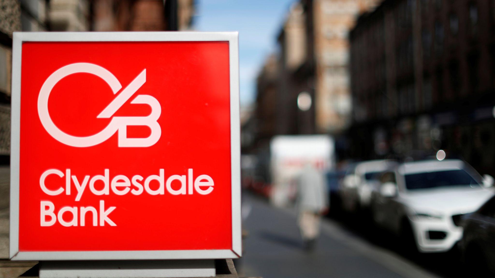 Clydesdale Bank and Barclays both announce new rate cuts