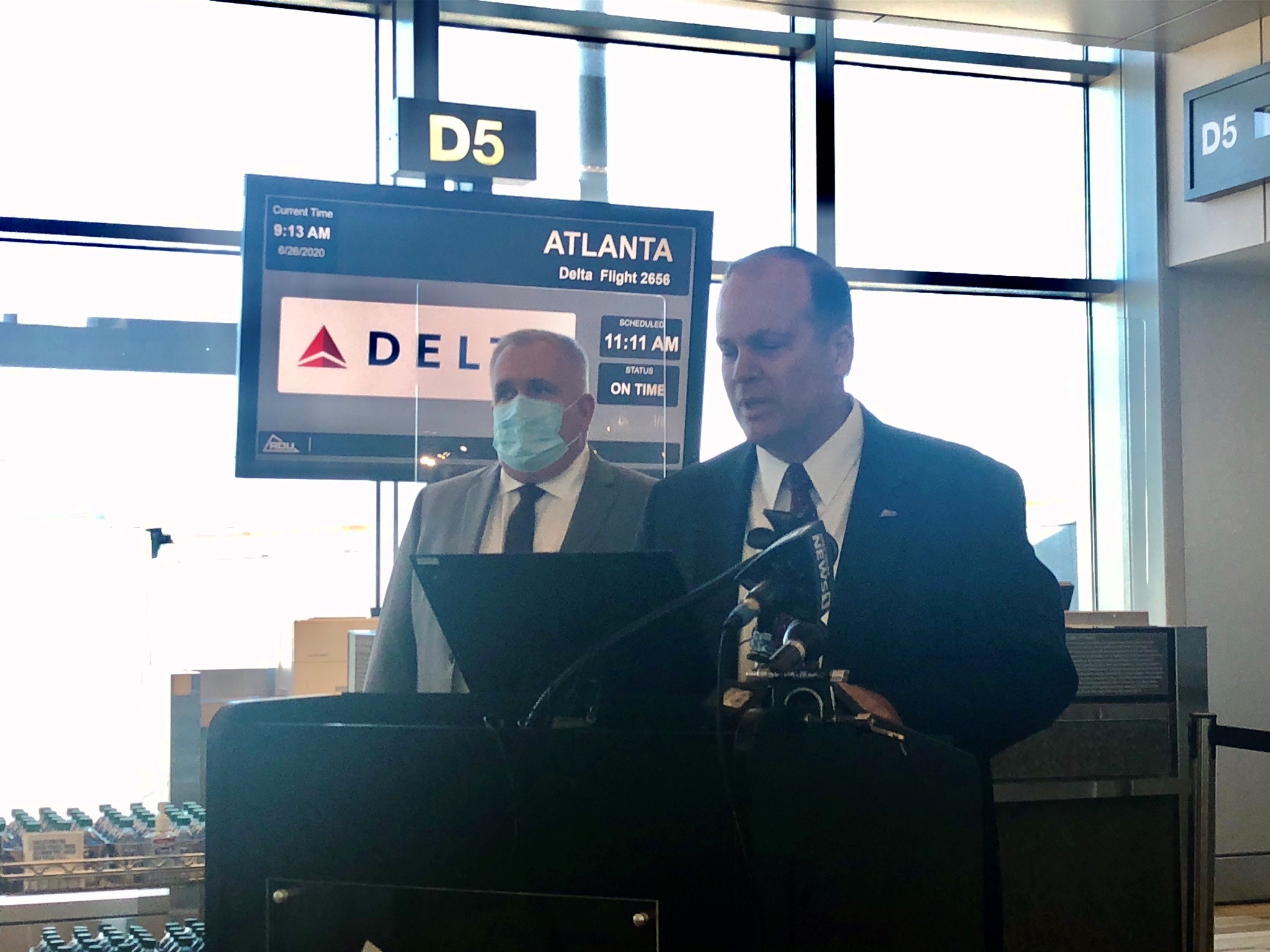 Delta-presser.jpg