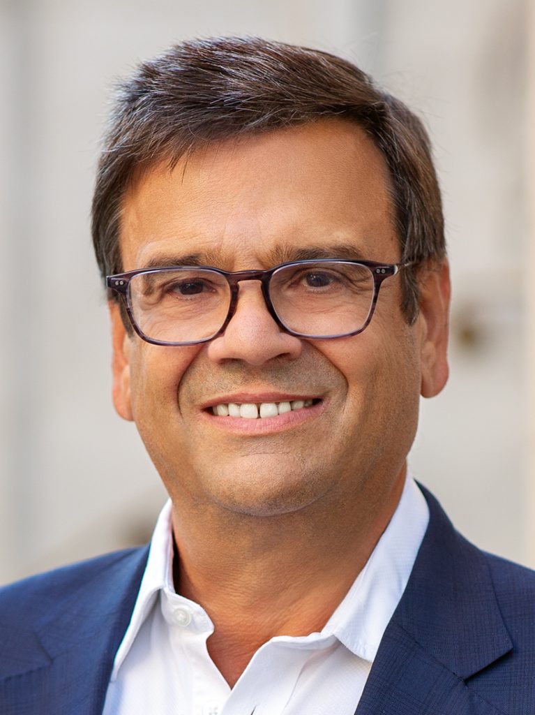 Jeremy Coller 1I0A5137 1500x1500-2-e1704737480627-767x1024