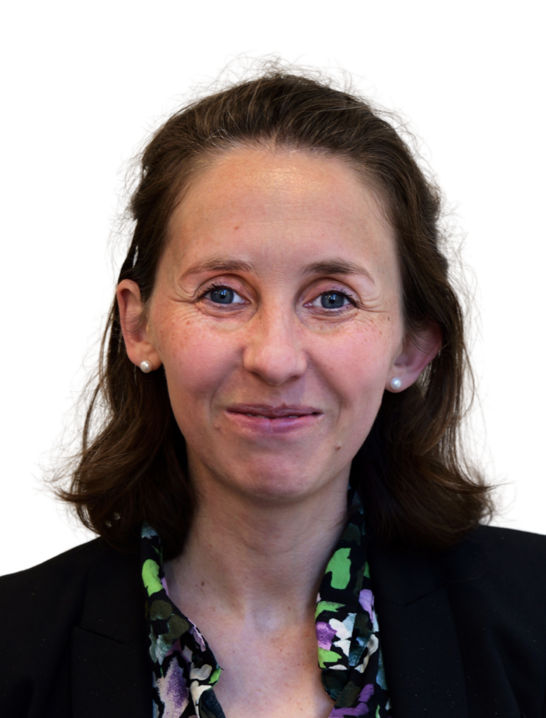 LaraPappers-e1705572525134-778x1024