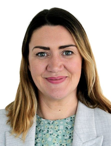 Karen-Bowden-e1704973877638