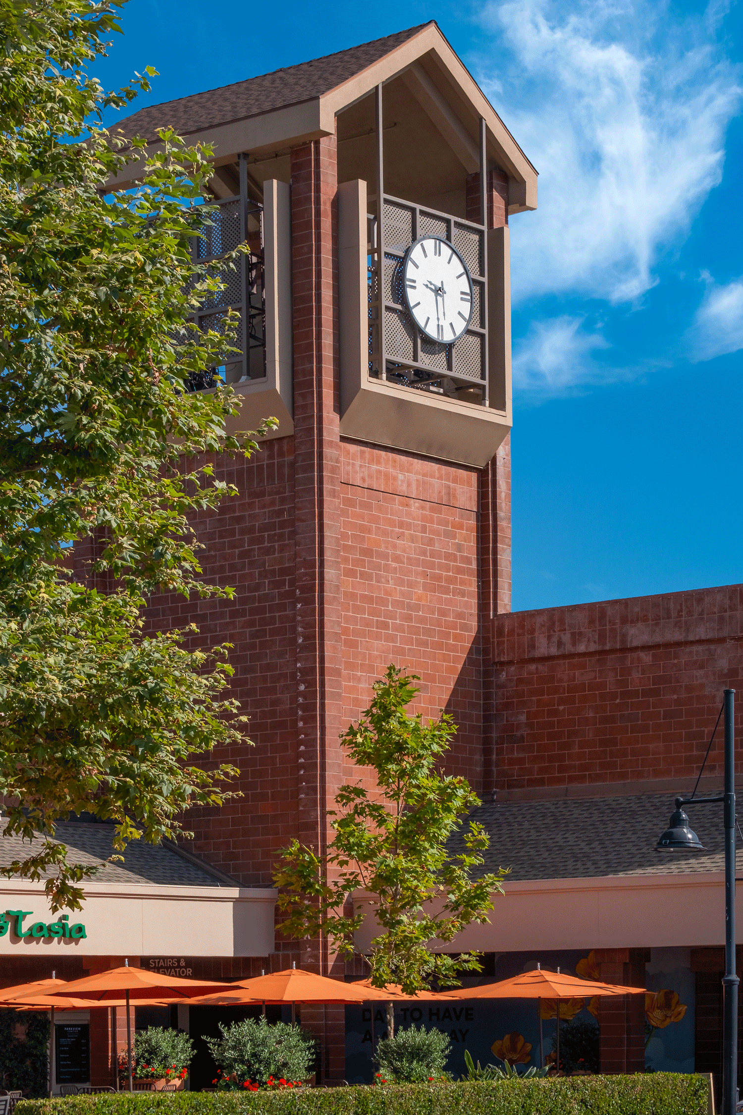  Daytime view of the clock tower at Parkview Center