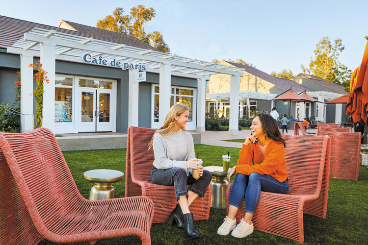 Campus Plaza Remodel Delivers New Gathering Places, Shops and Restaurants