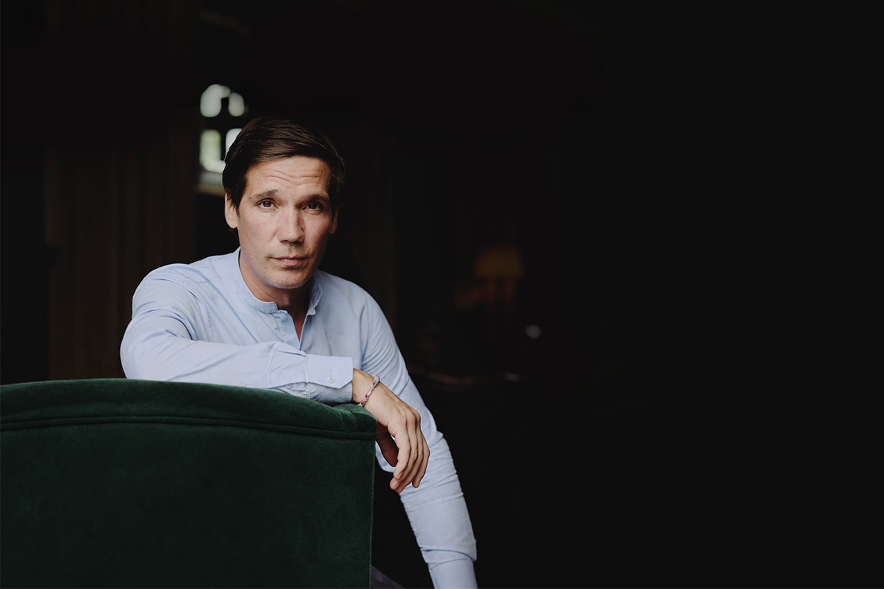 Neiman Marcus: Erwin Creed, Personal Appearance