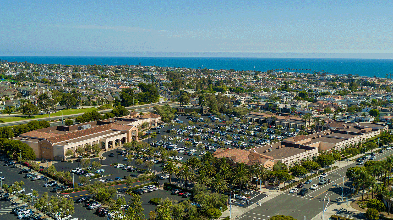  Ariel view of Corona del Mar Plaza