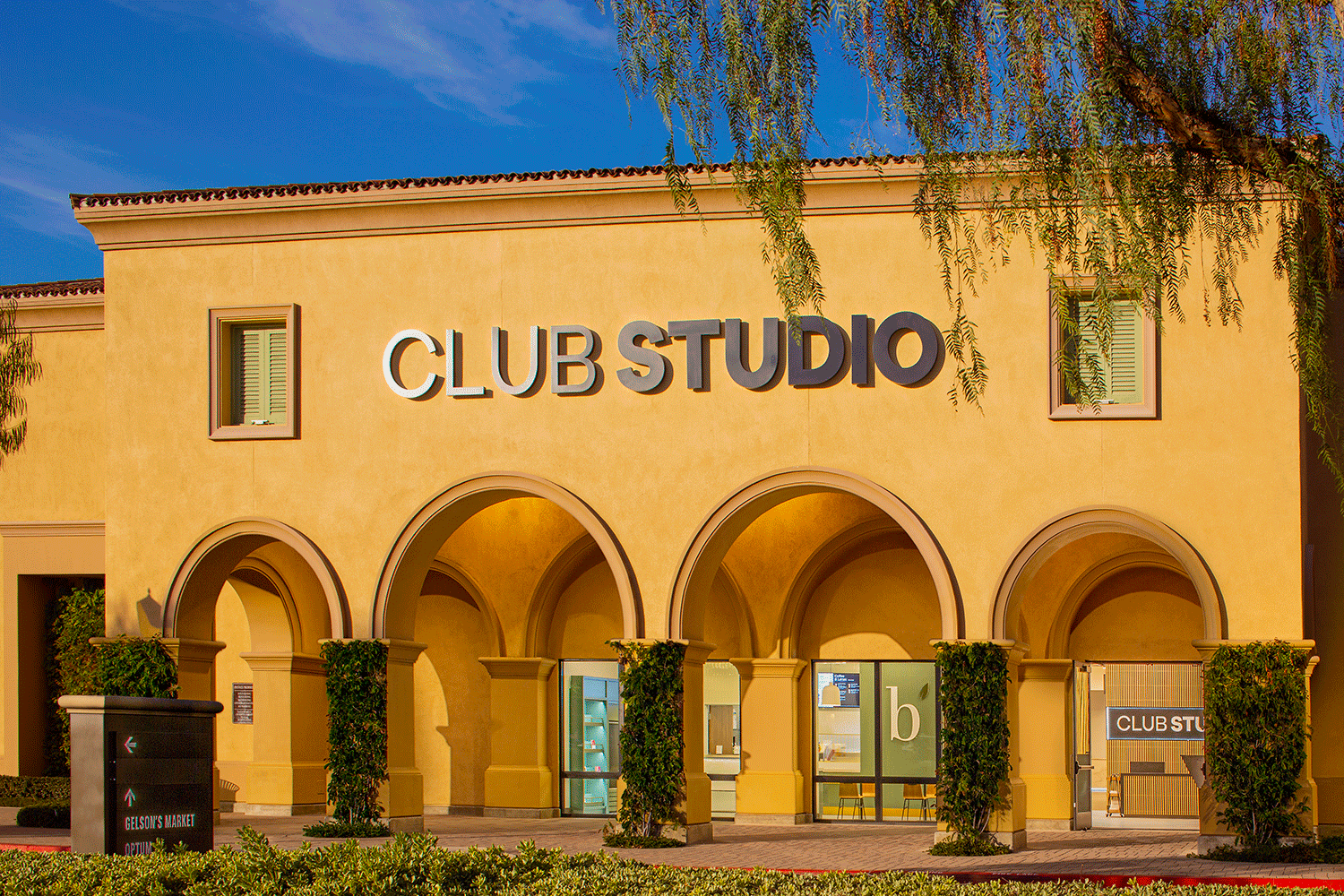  View of Club Studio at Oak Creek® Shopping Center