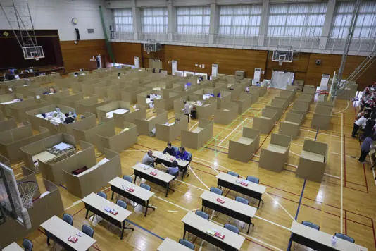 避難生活で進むフレイル 「立つ・座る」とたんぱく質を意識