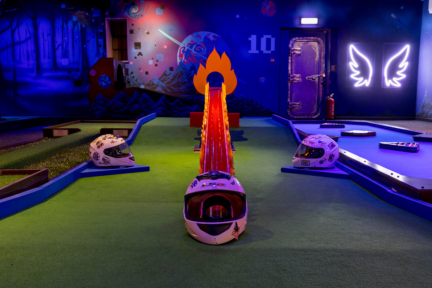 Leisure & Entertainment Venues