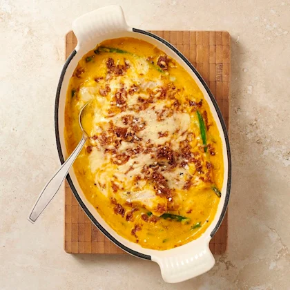 Gratinerad torsk med curry och rostad lök