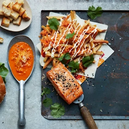 Fries med kimchi och lax