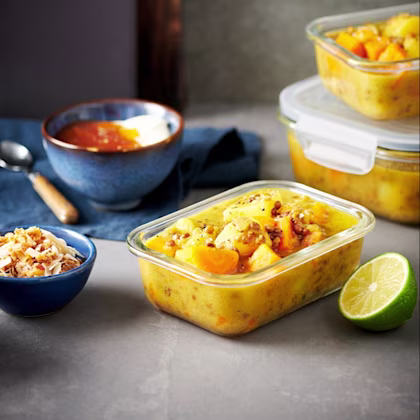 Massaman curry med morot, potatis och lök
