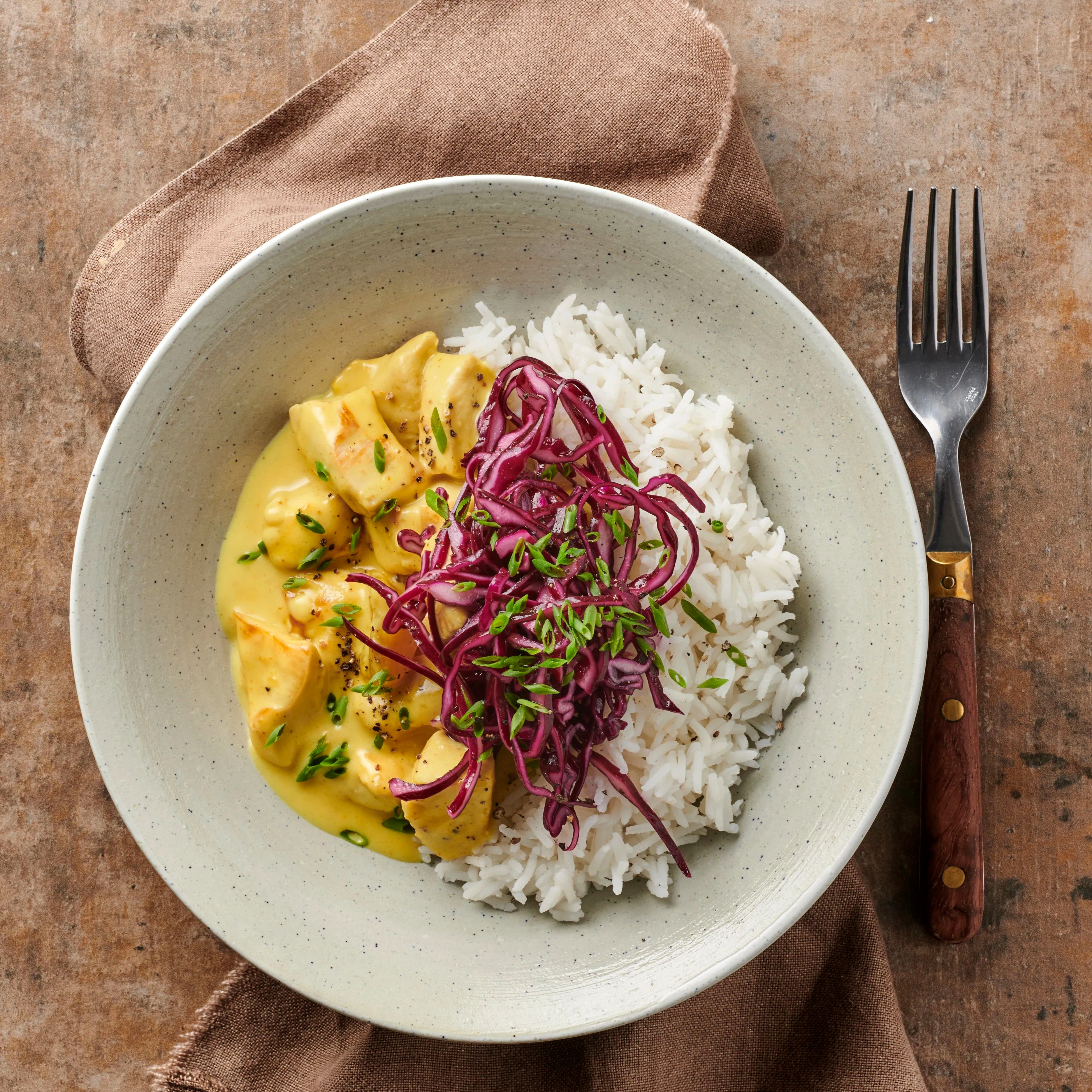 Krämig gryta med kyckling och mango chutney