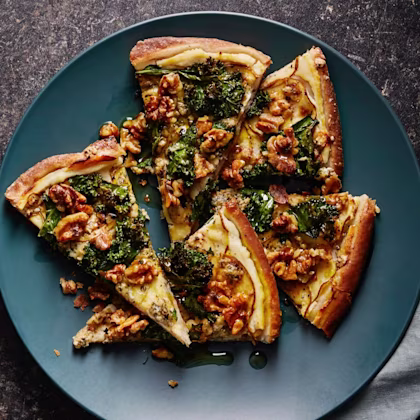 Smördegsflarn med ricotta, päron och ädelost