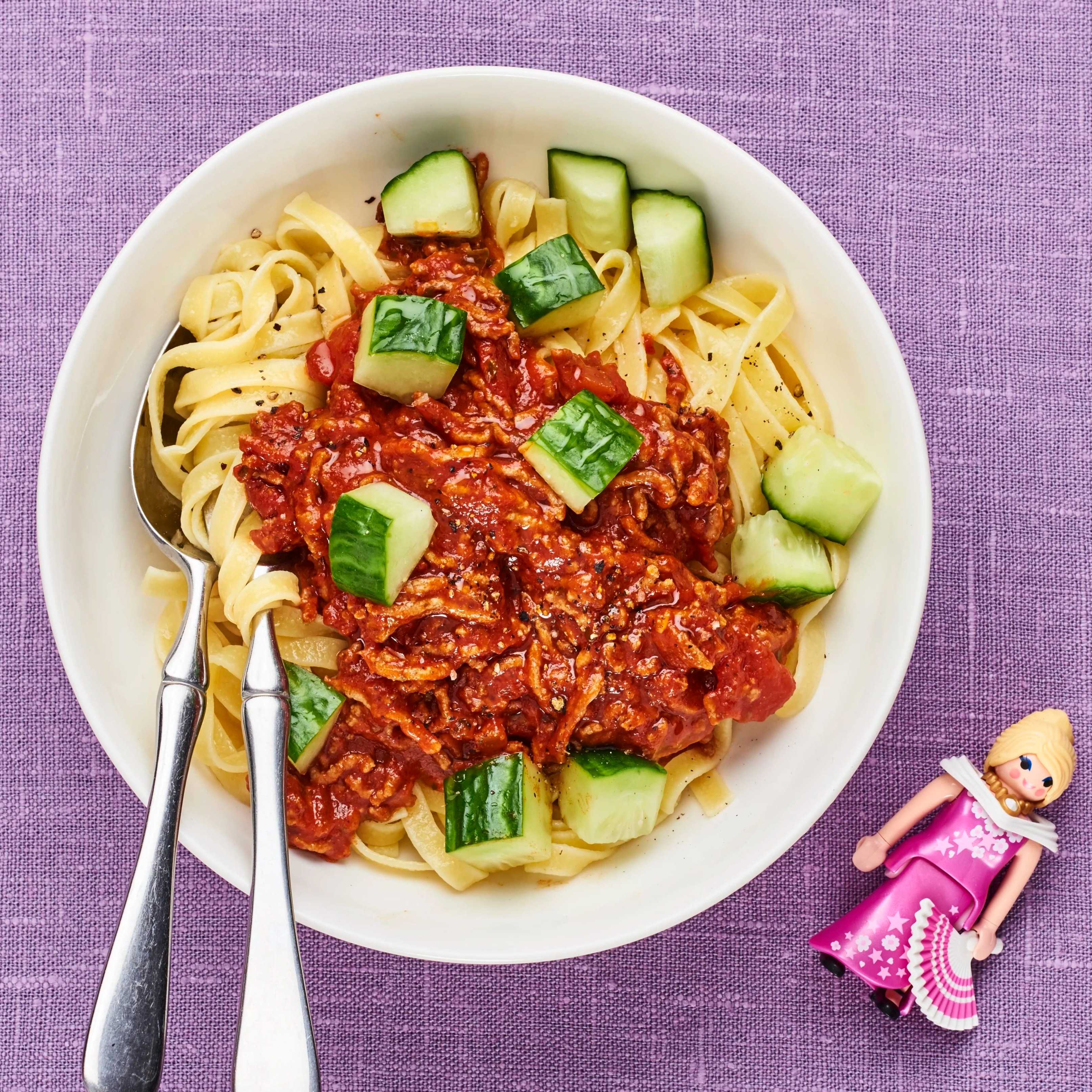 Köttfärssås och tagliatelle
